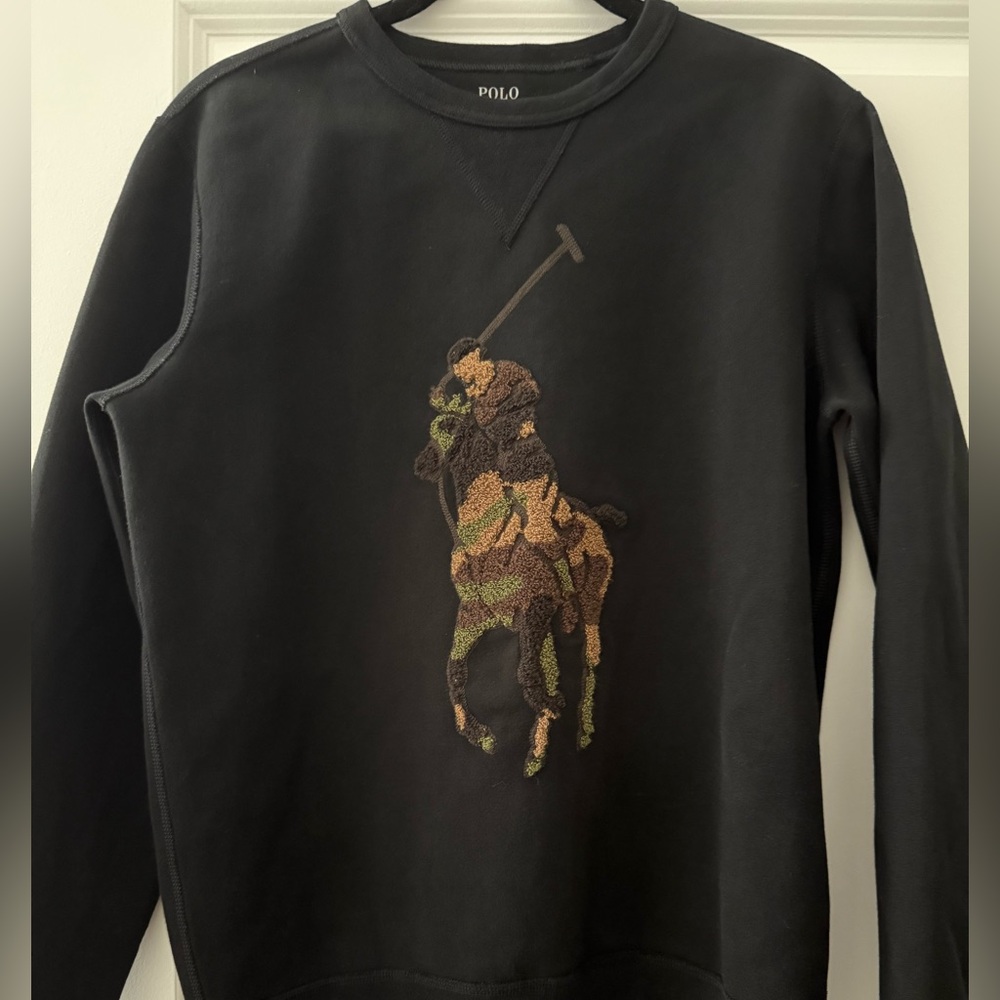 Polo Ralph Lauren Big Pony Double-Knit Sweatshirt – Black/Olive Camo (Men’s XS)